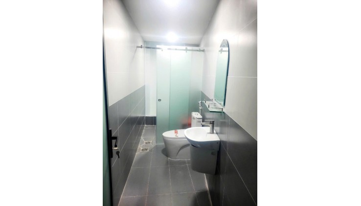 Siêu phẩm 2 tầng Tình Lộ 10 BT 63m2 ngang 4,8m chỉ 4 tỷ.