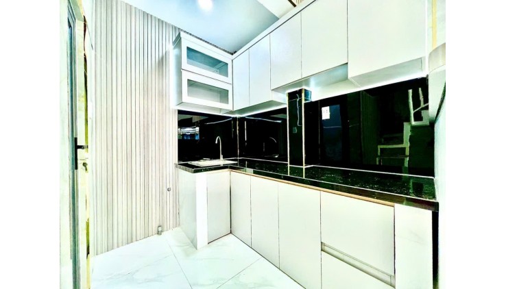 Bán Gấp nhà Đ 8 ngay AEON Tân Phú hẻm 6m thông Kinh Doanh 34m2 ,2 Tầng Nhỉnh 3 tỷ xíu
