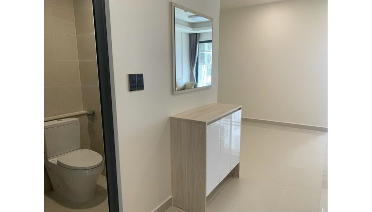 Giá thuê siêu rẻ 10 triệu 2 phòng ngủ, 2wc 67 m2 view sông có sẵn nội thất cơ bản tại cc Q7 Saigon Riverside Complex Lh 0907325398