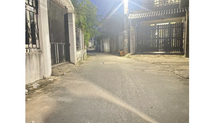 Chủ cần bán gấp nhà 1 trệt, 1 lầu, Phường Linh Chiểu, Thủ Đức - 5.3 tỷ .