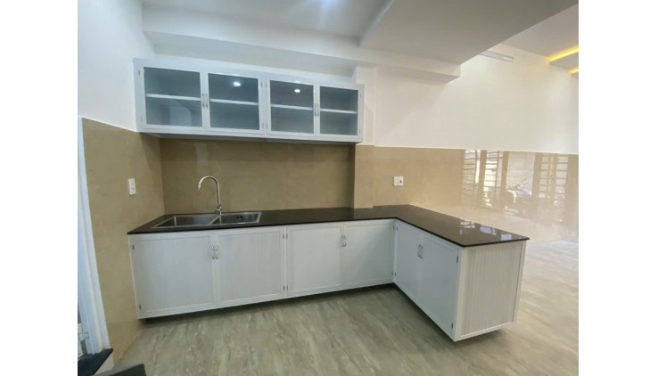 Xe hơi đổ cửa An Lạc Bình Tân 44m2 3 tầng mới 3 tỷ nhỉnh.