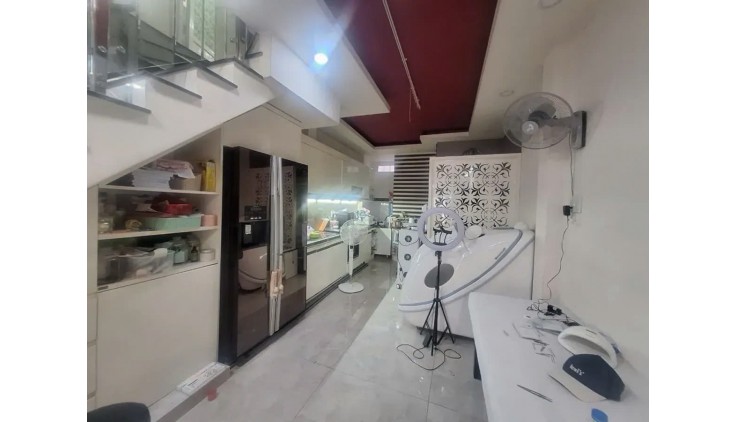 Nhà Mới Mặt Tiền Kinh Doanh - Diện Tích 60m² - Nội Thất Hiện Đại - Chỉ 6,5 Tỷ