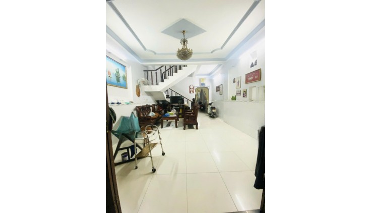 Bán nhà 4pn 122m2 2 tầng dài 23m Huỳnh Tấn Phát ô tô quận 7