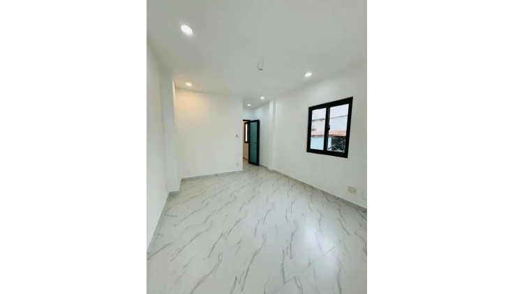 Căn góc 2 mặt tiền hẻm xe hơi 
