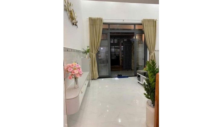 Bán Nhà Nguyễn Duy Cung, Gò Vấp, 3 tầng, DT 4.4x11 , Hẻm XH , Nhỉnh 5.3 Tỷ TL