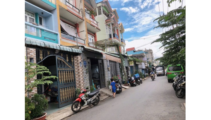 Bán Gấp Đất HL 2 gần bệnh viện Bình Tân hẻm 5m xe hơi 60m2 Nhỉnh 3 tỷ