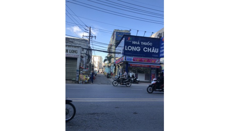 CHO THUÊ NHÀ 2 MT 200M2 HẺM XE TẢI, CÁCH HƯƠNG LỘ 3: 70M, EAON TÂN PHÚ 1000M
