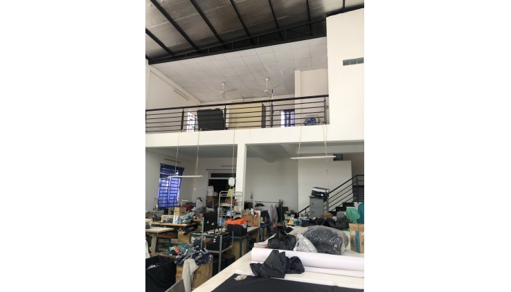 CHO THUÊ NHÀ 2 MT 200M2 HẺM XE TẢI, CÁCH HƯƠNG LỘ 3: 70M, EAON TÂN PHÚ 1000M