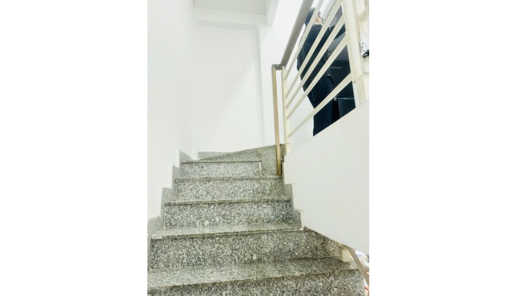 Bán nhà Huỳnh Tấn Phát 3 tầng 4pn 62m2 HXH Tân Thuận Đông Quận 7
