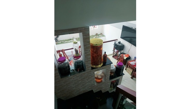 GIẢM CHÀO 300TR. GIÁ MỚI 4 TỶ. ĐẾN THỜI ĐIỂM VIẾT CỌC .HẺM Ô TÔ 7 CHỖ QUAY ĐẦU VÀ NGỦ TRONG NHÀ, DƯƠNG ĐỨC HIỀN, TÂN PHÚ GIÁP TÂN BÌNH, GẦN TRƯỜNG