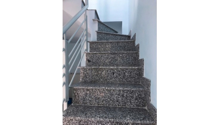 Bán Gấp nhà HL3 ngay AEON Tân Phú hẻm 5m gần mặt tiền 36m2 ,2 Tầng Nhỉnh 2 tỷ