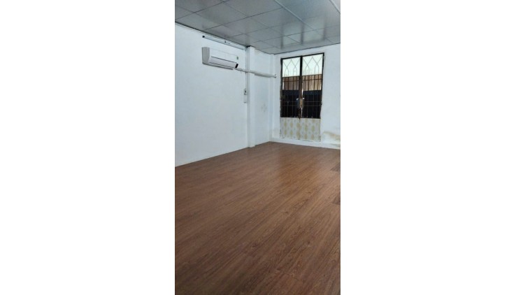 CHO THUÊ NHÀ KINH DOANH GIÁ TỐT ĐỐI DIỆN HIGHLAND CAFE PHƯỜNG TÂN QUY, QUẬN 7