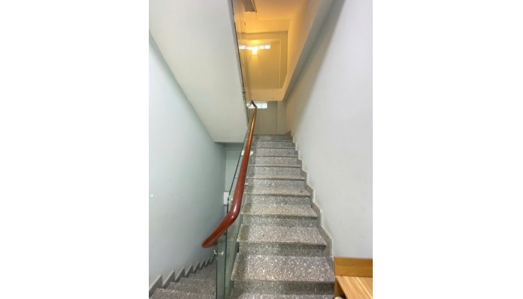 Bán nhà hẻm 6m (5*19) 4pn 4 lầu  Huỳnh Tấn phát phú thận quận 7