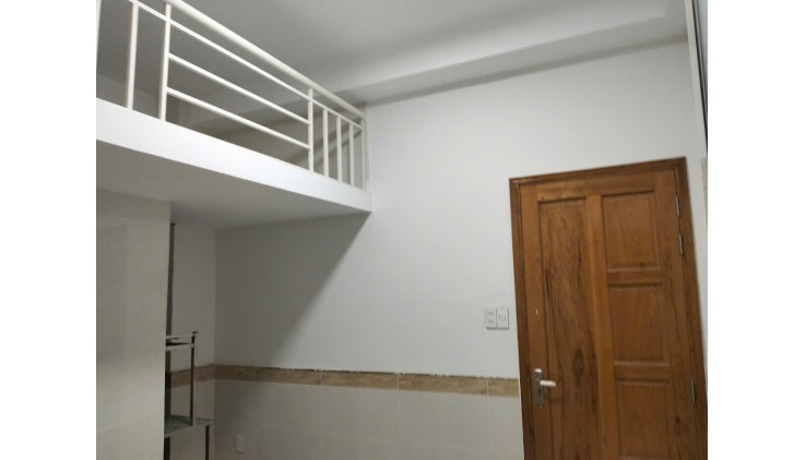 CHO THUÊ PHÒNG MỚI+GÁC LỬNG GIÁ RẺ NGAY TRƯỜNG ĐH VĂN LANG, PHƯỜNG 13
