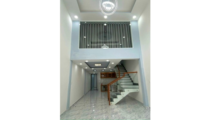 Bán nhà đẹp 1/ hẻm oto Hòa Bình quận Tân phú 4 x 18- 2 tầng chỉ 5.7 tỷ TL