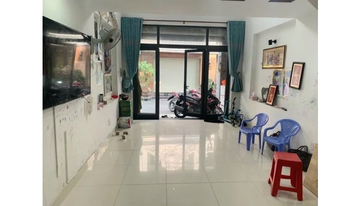 Nhà Mới Đẹp Linh Trung, Thủ Đức - Hẻm Ô Tô - Vị Trí Đắc Địa - Giá Tốt