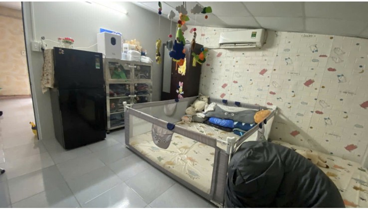 Bán Gấp nhà Đ 9 ngay AEON Tân Phú hẻm 6m 60m2 ,2 Tầng Nhỉnh 2 tỷ xíu