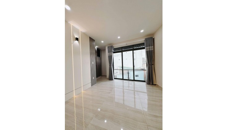 Ngang 5 x 7.35m DIỆN TÍCH SD 140 m2- 4 TẤM Q4 - CÓ 4 TỶ X