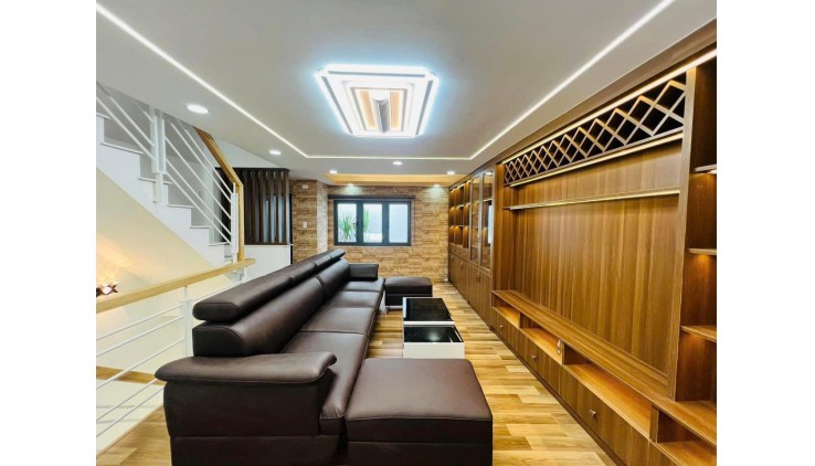 4,7m12 xe hơi ngủ trong nhà Thạnh Lộc 16 Quận 12 chỉ hơn 5 tỷ