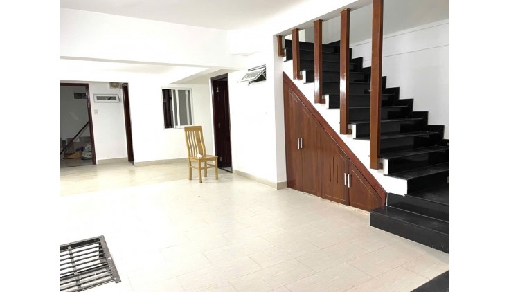 NHÀ MẶT TIỀN, 3 TẦNG, NGANG 5M SIÊU CHUẨN, dtsd 228m, Q2, giá chỉ 11 ty hơn.