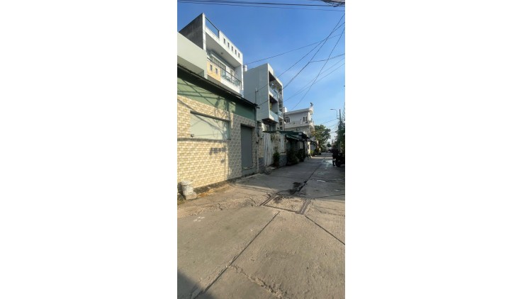 TÂN HÒA ĐÔNG GIÁP Q6 ĐƯỜNG XE TẢI ĐẬU CỬA NGÀY ĐÊM - NGANG 5M BỀ THẾ - ĐANG CHO THUÊ 10 TRIỆU/THÁNG - CHỈ NHỈNH 5 TỶ