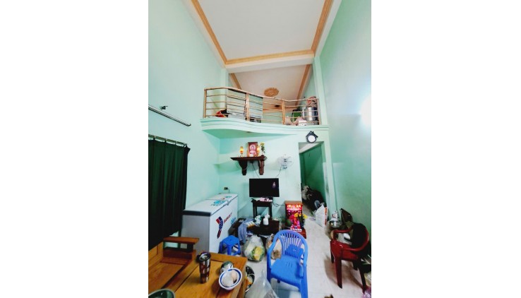 Bán Gấp nhà Nguyễn Quý Anh Tân Phú hẻm xe hơi đỗ cửa 50m2 ,3 Tầng BTC 4 tỷ