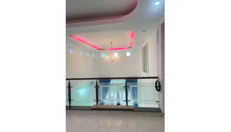 Bán nhà KDC Intresco Nguyễn Văn Linh 200m2 Phong Phú Bình Chánh 12 tỷ