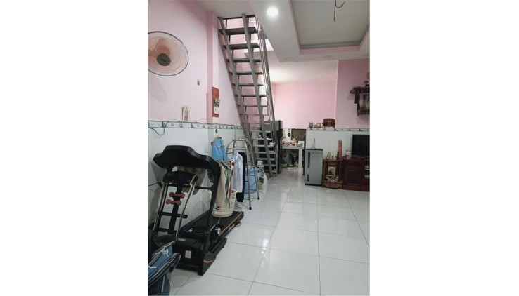 NHÀ ĐẸP - GIÁ TỐT - CHÍNH CHỦ Cần Bán Nhà Vị Trí Đẹp Tại Xã Tân Thới Nhì, Hóc Môn, Hồ Chí Minh