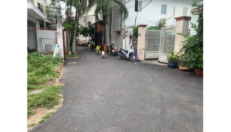 Bán Đất Tặng Nhà Cấp 4 125m² HXH Đường Số 8, Linh Xuân, TP Thủ Đức – Giá Chỉ 6,9 Tỷ