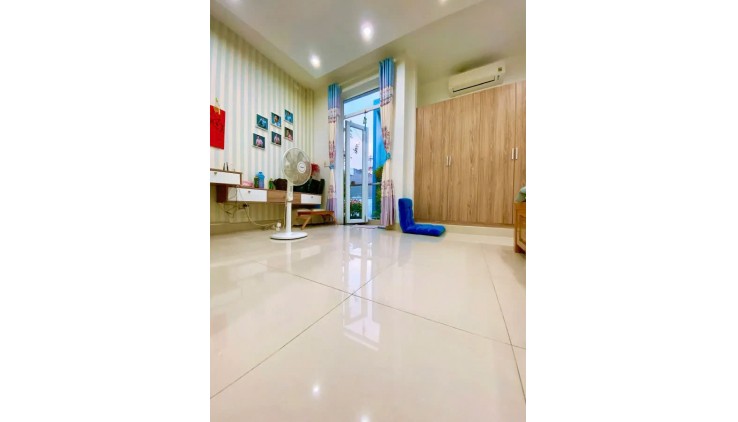 BÁN NHÀ 4 TẦNG ĐƯỜNG SỐ 8, TRƯỜNG THỌ – HIẾM, HXH, GIÁ TỐT!