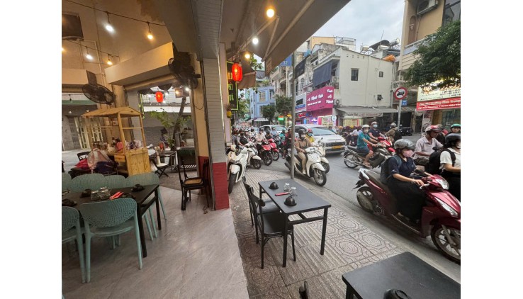 Quận 4, Sang Quán Nhậu Góc 2 MT tại Tân Vĩnh,quận 4 ,TP.HCM. Tel : 0901399926 em Hải