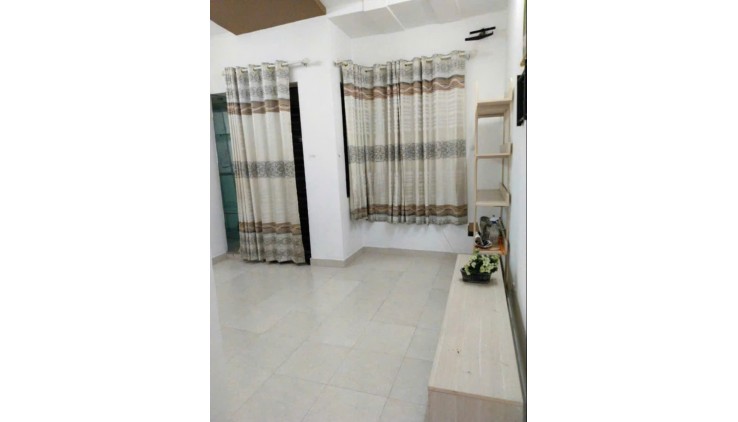 Bán nhà chính chủ vị trí đẹp tại số 24 đường 50,P. 2, Quận 4;HCM Khu trung tâm tiện đi lại