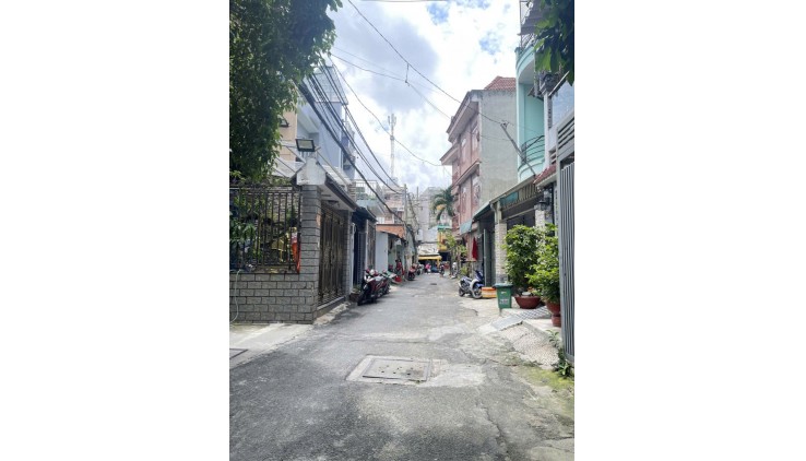 Bán Gấp nhà  Gò Xoài ngay chợ hẻm 6m 64m2,4 Tầng Nhỉnh 5 tỷ