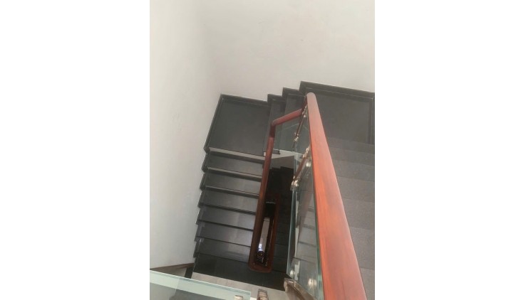 Bán Gấp nhà  Gò Xoài ngay chợ hẻm 6m 64m2,4 Tầng Nhỉnh 5 tỷ