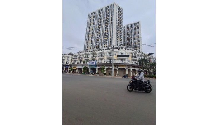Bán nhà mặt phố ngay chợ Phạm Thế Hiển phường 4 quận 8 giá 8,6 tỷ