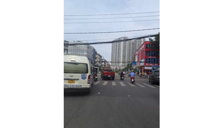 Bán nhà mặt phố ngay chợ Phạm Thế Hiển phường 4 quận 8 giá 8,6 tỷ