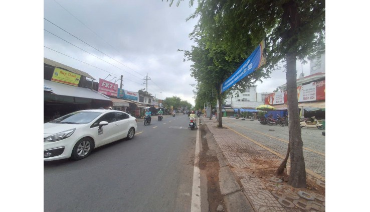 Bán nhà mặt phố ngay chợ Phạm Thế Hiển phường 4 quận 8 giá 8,6 tỷ