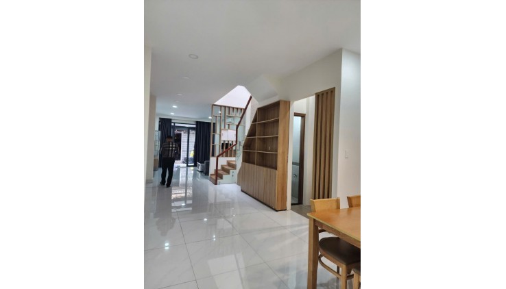 Bán Gấp nhà Trường Chinh Tân Phú ngay BIC SI Trường Chinh hẻm 6m 54m2,2 Tầng Nhỉnh 5 tỷ