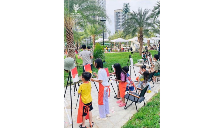 Bán shophouse kinh doanh sầm uất giá tốt Vinhome Grand Park Quận 9. Cần bán shophouse kinh doanh sầm uất