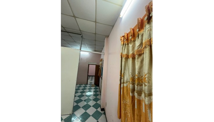 Cho thuê nhà nguyên căn có sẵn 2 máy lạnh tại QL13 - Hiệp Bình Phước - Thủ Đức