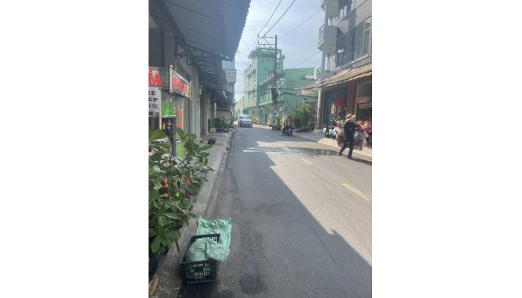 Bán nhà hẻm nhựa 8m, 151 Lũy Bán Bích DT 4x15m, 5 tầng
