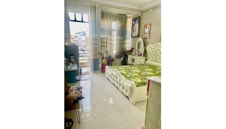 Bán nhà hẻm nhựa 8m, 151 Lũy Bán Bích DT 4x15m, 5 tầng