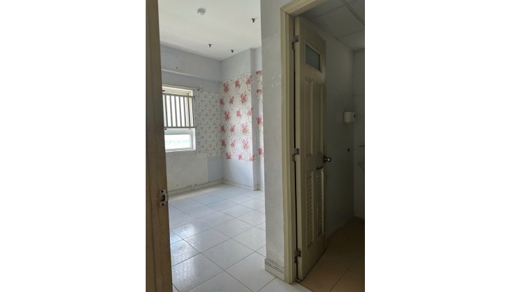 Nhà Giá Rẻ - Chỉ 1Tỷ Sở Hữu Căn hộ 62m2 2PN ngay mặt tiền Nguyễn Văn Linh. Nhà sẵn nhận ở ngay