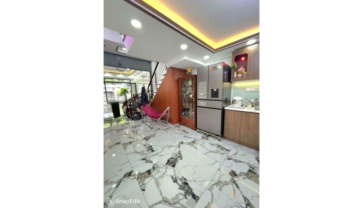 MẶT TIỀN KINH DOANH NGAY VÒNG XOAY CÂY GÕ, TRUNG TÂM QUẬN 6 - 123M - 4 TẦNG -GIÁP MẶT TIỀN HỔNG BÀNG.