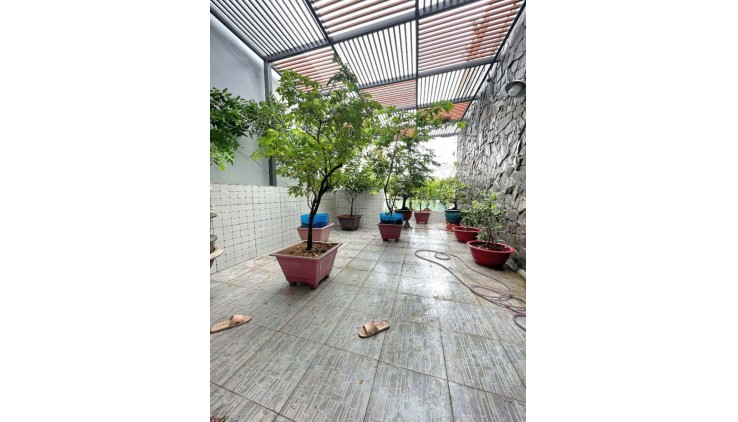MẶT TIỀN KINH DOANH NGAY VÒNG XOAY CÂY GÕ, TRUNG TÂM QUẬN 6 - 123M - 4 TẦNG -GIÁP MẶT TIỀN HỔNG BÀNG.