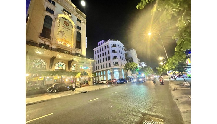 Bán building văn phòng 2MT đường Phổ Quang F2 Tân Bình Hầm 11 tầng thang máy Giá 38 tỷ