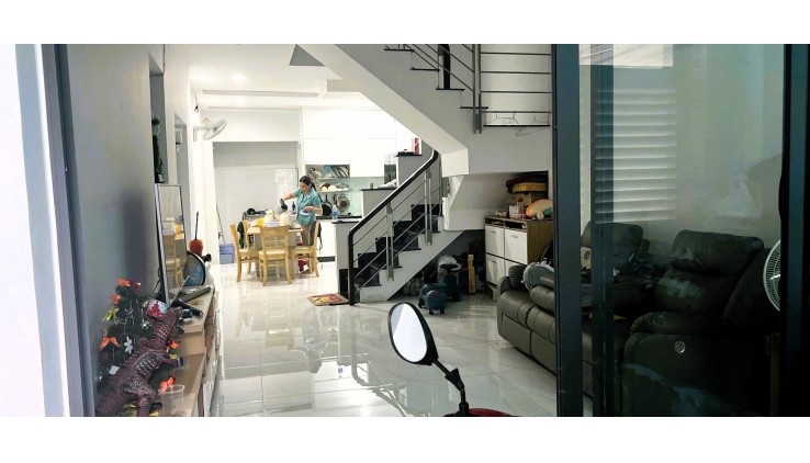 Cho thuê nhà 1T2L 2pn full nội thất hẻm xe hơi đường 22 Linh Đông