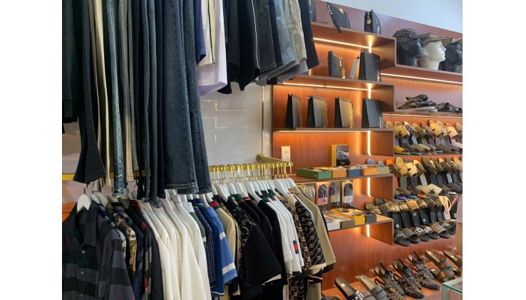Quận 4 ! Sang MB Shop TT Deocr Cao Cấp – Đẹp Sang Trọng, Liên hệ: 0963632228 ( chính chủ )