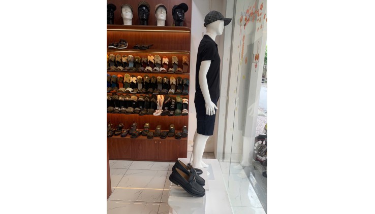 Quận 4 ! Sang MB Shop TT Deocr Cao Cấp – Đẹp Sang Trọng, Liên hệ: 0963632228 ( chính chủ )
