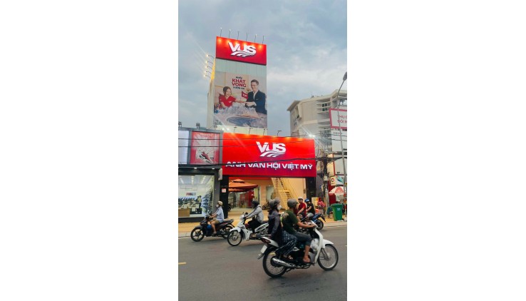 Tòa nhà 93-95 Võ Văn Ngân, TP. TĐ. DT: 13x50m HDT 400tr giá chỉ 115 tỷ
